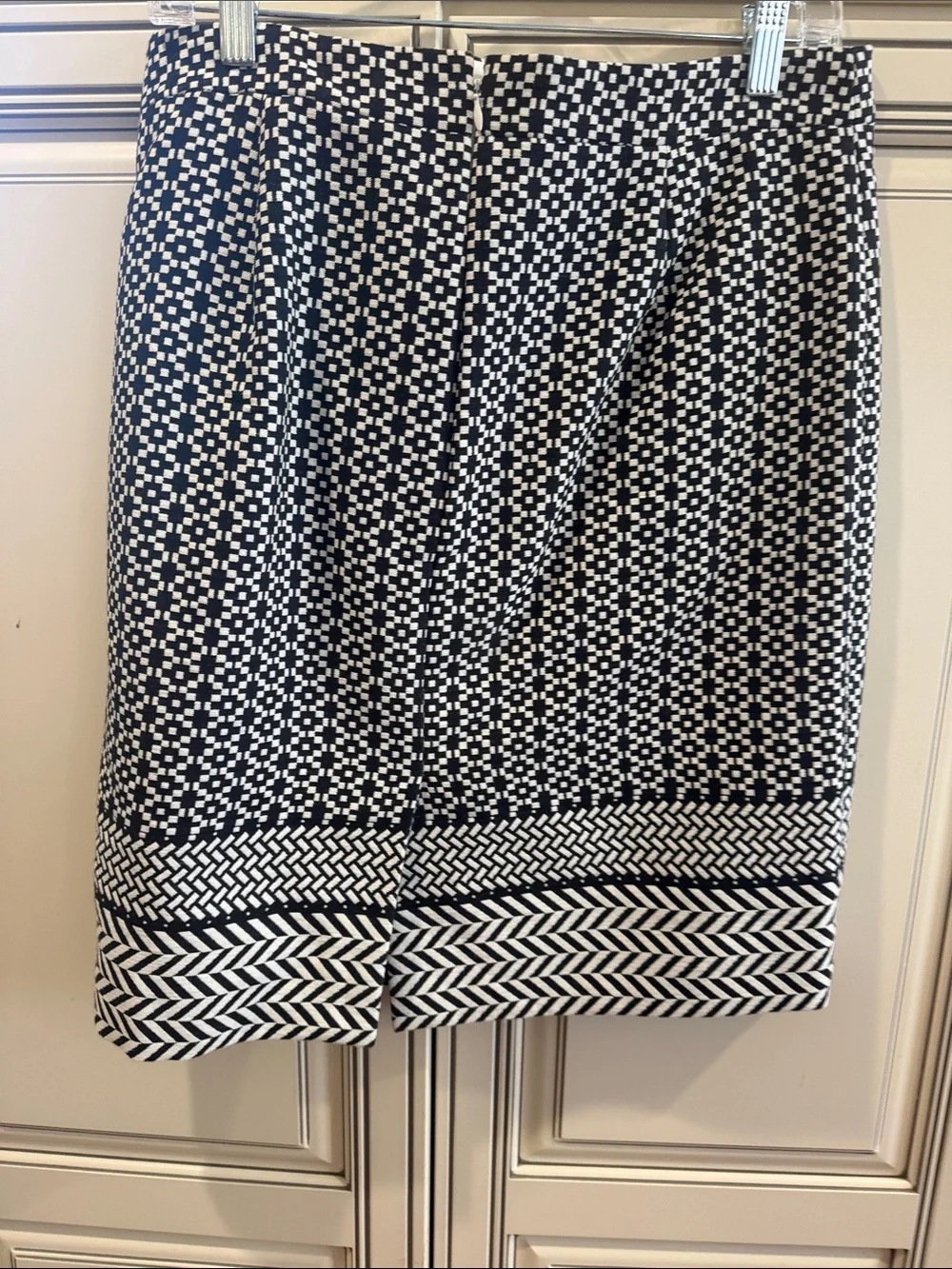 J. Crew black and White Geometric Pencil Skirt